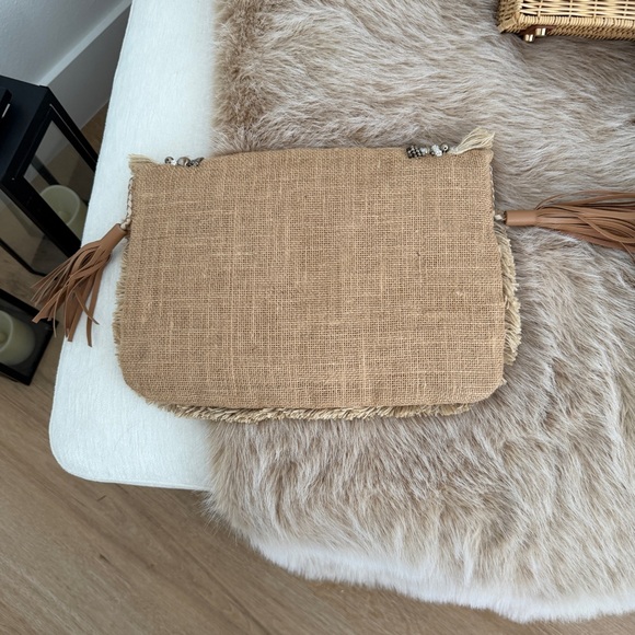 Clutch Shashi - Picture 4 of 6